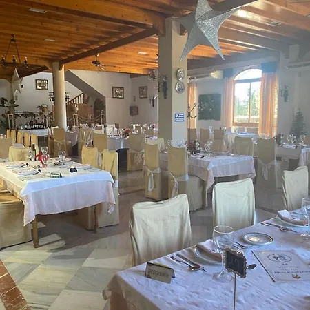 Hotel Meson Fuente Del Pino