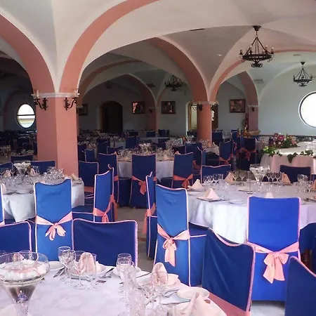 Hotel Meson Fuente Del Pino