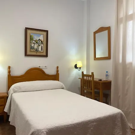 Hotel Meson Fuente Del Pino