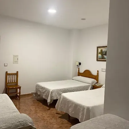 Meson Fuente Del Pino 2* Olvera