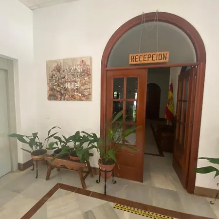 Meson Fuente Del Pino Olvera