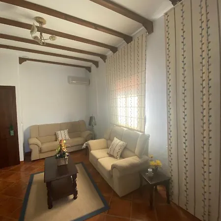 Meson Fuente Del Pino Hotel 2*
